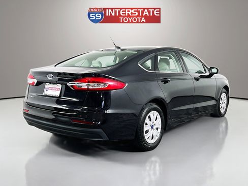 Used 2019 Ford Fusion S FWD image 7