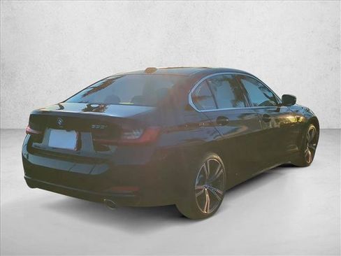 Used 2024 BMW 330i Sedan w/ Convenience Package RWD image 5