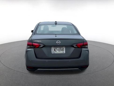 Used 2025 Nissan Versa SV FWD image 12