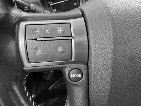 Used 2017 Lexus GX 460 image 24