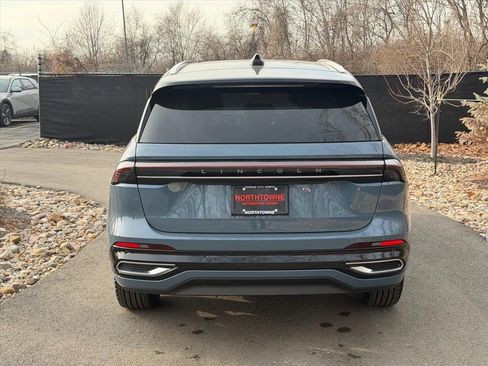 New 2026 Lincoln Nautilus Reserve image 4