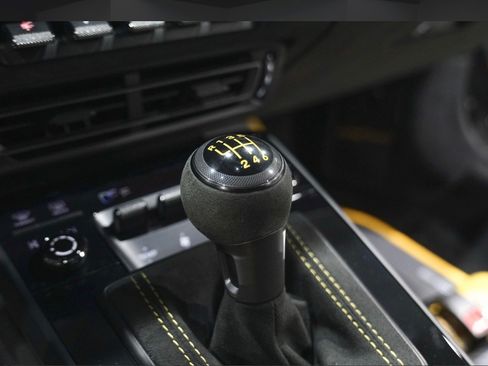 Used 2022 Porsche 911 GT3 RWD image 19