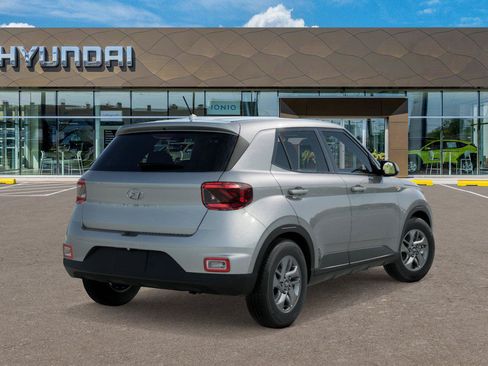 New 2026 Hyundai Venue SE FWD image 4