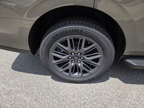New 2026 Ford Expedition Platinum w/ Stealth Appearance Package AWD/4WD image 42