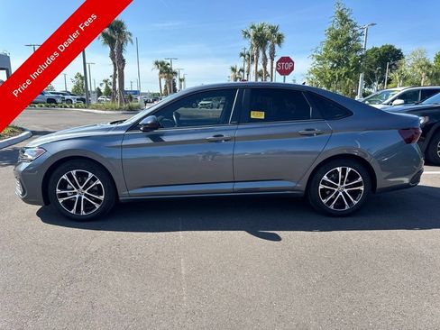 Used 2024 Volkswagen Jetta Sport FWD image 2