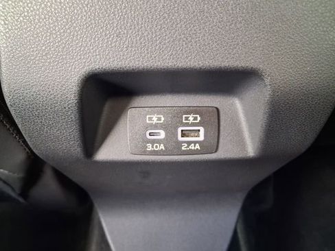 Used 2025 Subaru Crosstrek 2.5i Limited w/ Popular Package #4A image 15