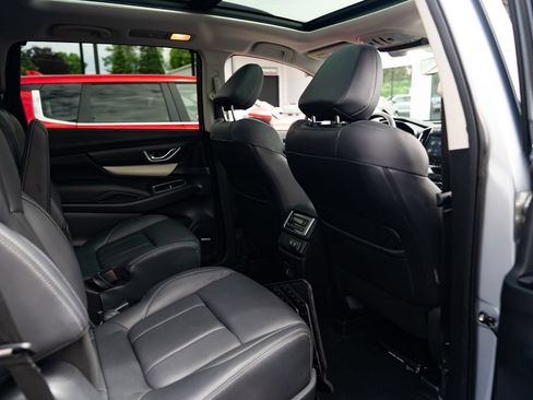 Used 2019 Subaru Ascent Limited w/ Popular Package #3 AWD/4WD image 24