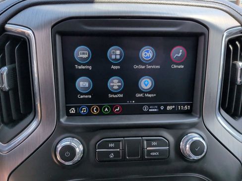 Used 2022 GMC Sierra 3500 Denali w/ Denali Ultimate Package AWD/4WD image 31