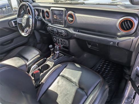 Used 2022 Jeep Gladiator Mojave w/ Cold Weather Group image 35