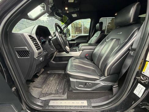 Used 2019 Ford F250 Platinum w/ Platinum Ultimate Package AWD/4WD image 25