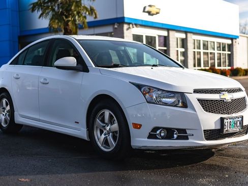 Used 2014 Chevrolet Cruze LT w/ RS Package image 6