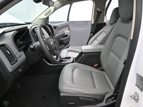 Used 2022 Chevrolet Colorado W/T image 12