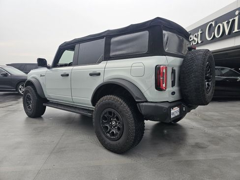 Used 2022 Ford Bronco Wildtrak image 3