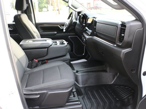 Used 2024 Chevrolet Silverado 3500 LT w/ Convenience Package AWD/4WD image 28