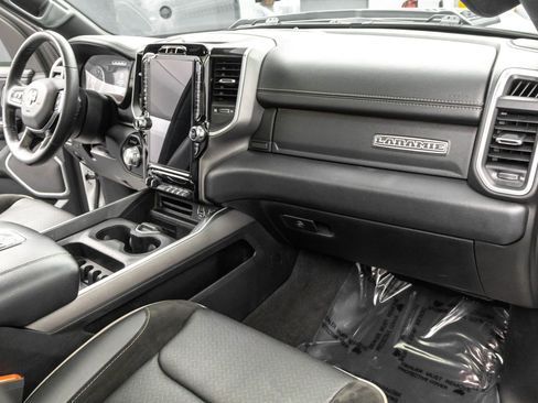 Used 2020 RAM 1500 Laramie image 36