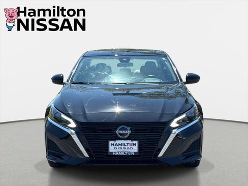 Used 2024 Nissan Altima 2.5 SV w/ SV Premium Package AWD/4WD image 6