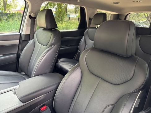 Used 2025 Hyundai Palisade SEL FWD image 40