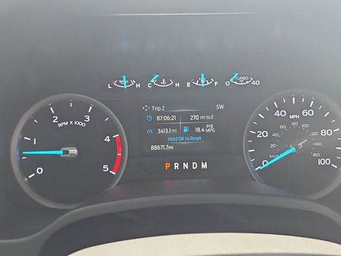 Used 2022 Ford F250 XLT w/ FX4 Off-Road Package AWD/4WD image 9