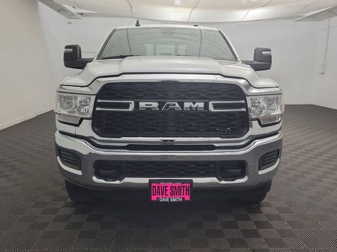 Used 2024 RAM 3500 Tradesman w/ Chrome Appearance Group image 5