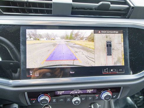 Used 2023 Audi Q3 2.0T Premium Plus w/ Premium Plus Package image 19