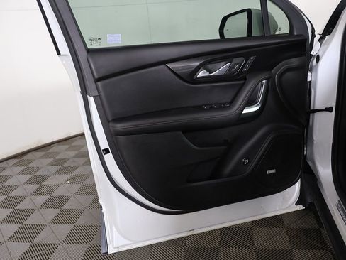 Used 2024 Chevrolet Blazer Premier w/ Enhanced Convenience Package FWD image 27