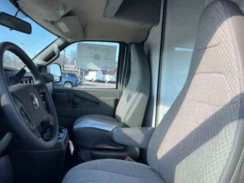 New 2026 Chevrolet Express 3500 w/ Power Convenience Package image 10