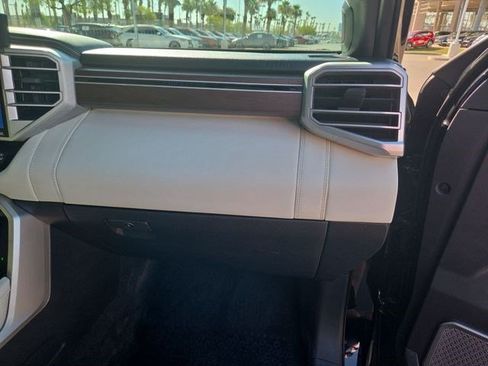 Used 2024 Toyota Tundra Capstone AWD/4WD image 31
