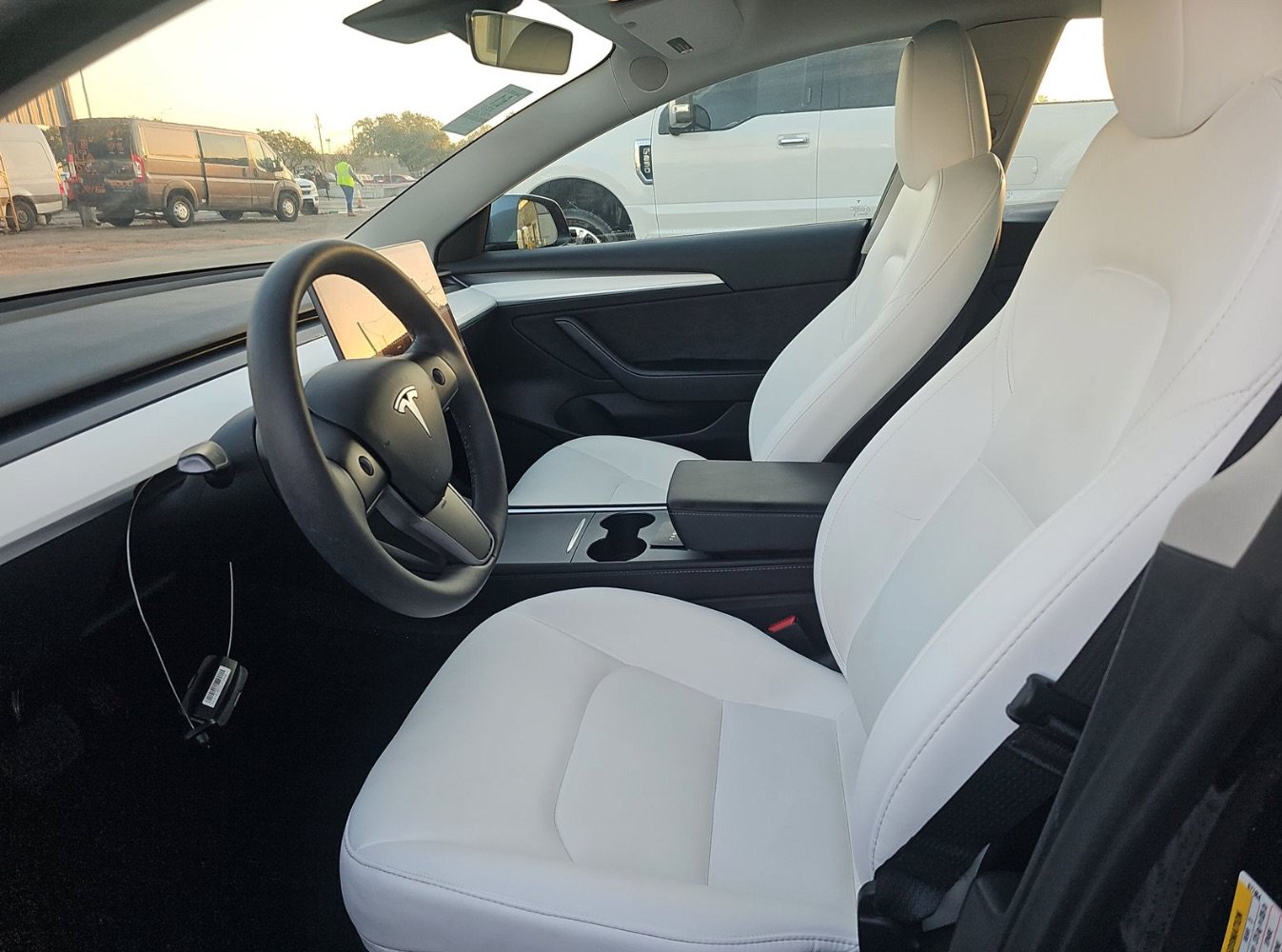 Used 2023 Tesla Model 3 Standard Range RWD image 2