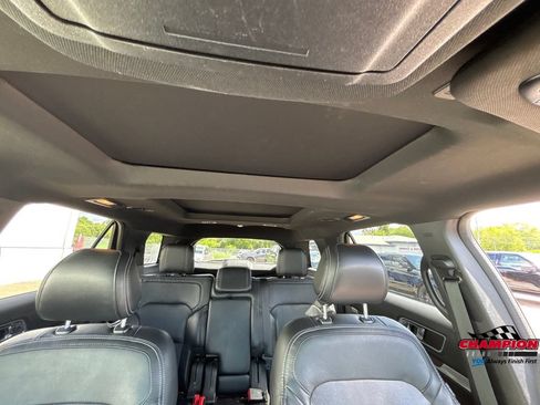 Used 2017 Ford Explorer Limited AWD/4WD image 14
