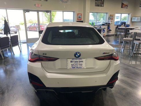Used 2024 BMW i4 M50 w/ Premium Package image 7