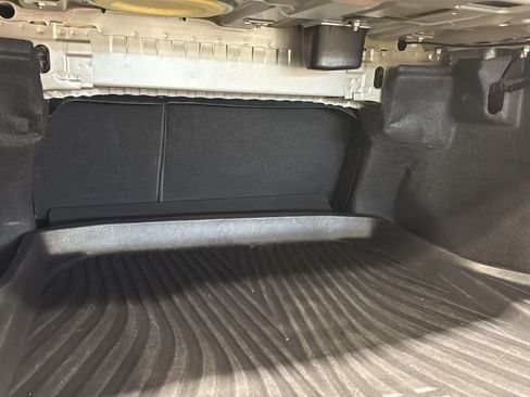 Used 2022 Toyota Camry SE FWD image 7
