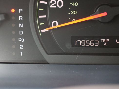 Used 2005 Honda Accord LX image 23