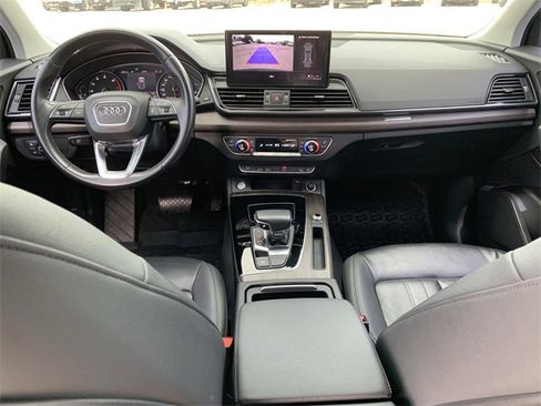 Used 2021 Audi Q5 2.0T Premium w/ Convenience Package image 15