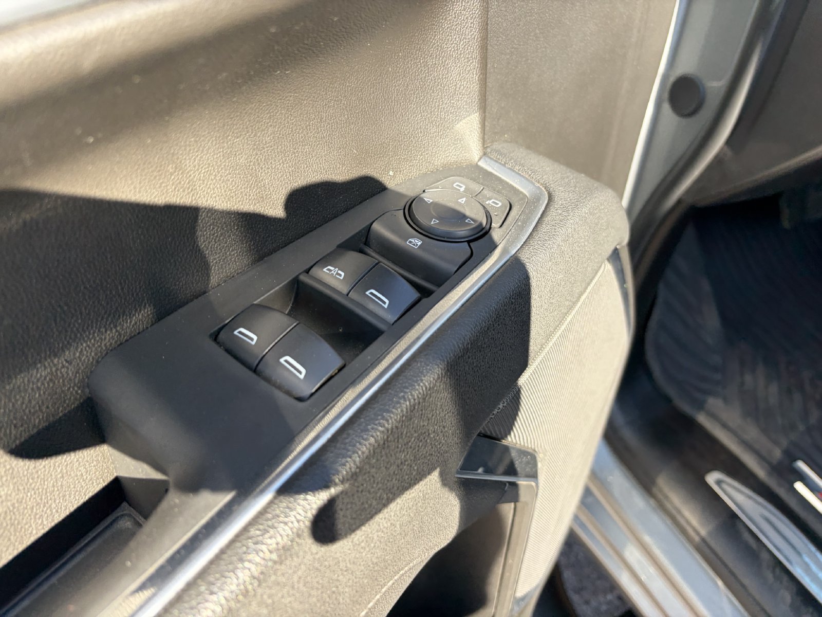 Used 2026 Chevrolet Silverado 1500 LT Trail Boss AWD/4WD image 27