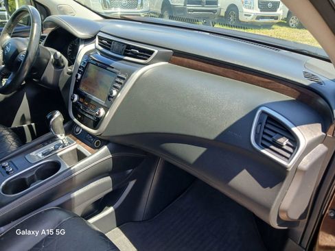 Used 2019 Nissan Murano Platinum FWD image 19