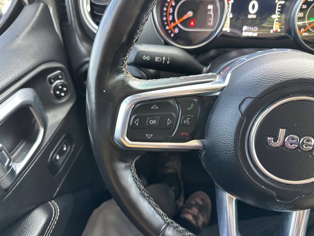 Used 2022 Jeep Wrangler Unlimited Sahara w/ LED Lighting Group AWD/4WD image 30