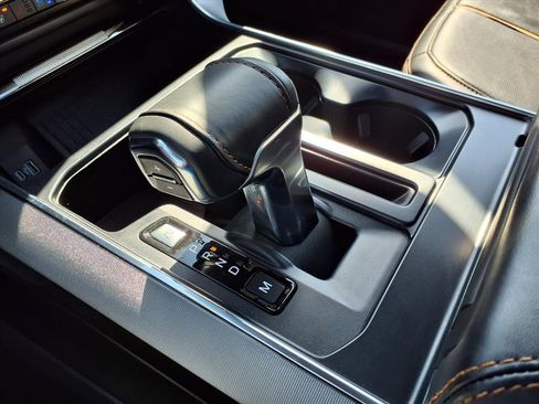 Used 2022 Ford F150 Platinum w/ Equipment Group 701A High image 24