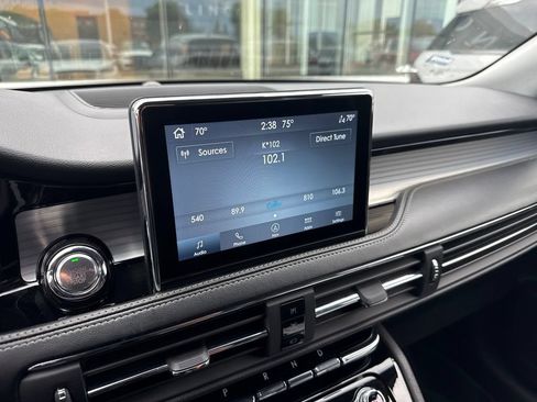 Used 2021 Lincoln Corsair AWD w/ Premium Package image 5