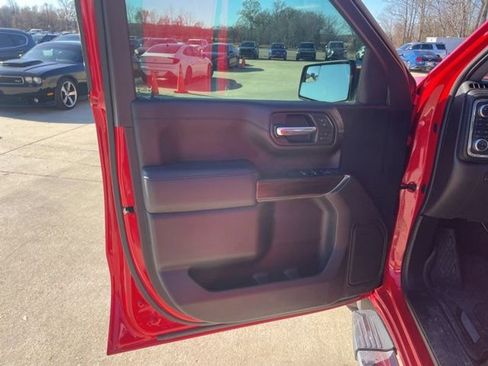 Used 2020 GMC Sierra 1500 SLT w/ SLT Premium Package image 17