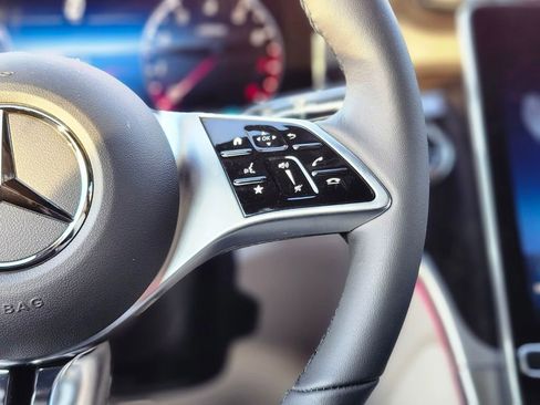 New 2026 Mercedes-Benz GLC 300 4MATIC image 30