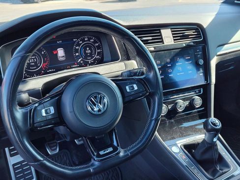 Used 2019 Volkswagen Golf 4-Door AWD/4WD image 14