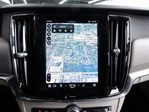 Certified 2023 Volvo S90 B6 Plus image 14