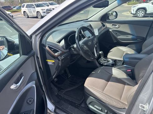 Used 2018 Hyundai Santa Fe SE w/ SE Premium Package 02 image 5
