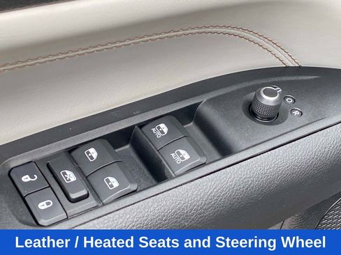 Used 2022 Jeep Compass Limited AWD/4WD image 29