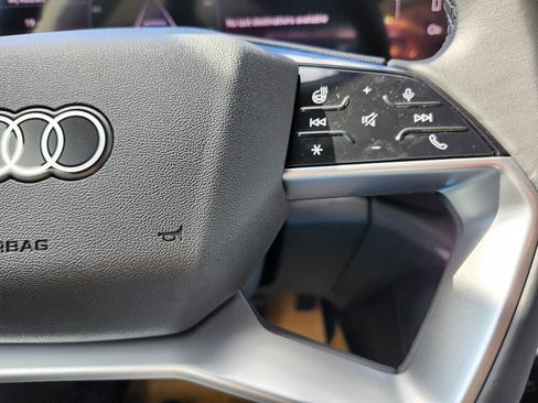 New 2025 Audi Q5 Premium Plus image 16