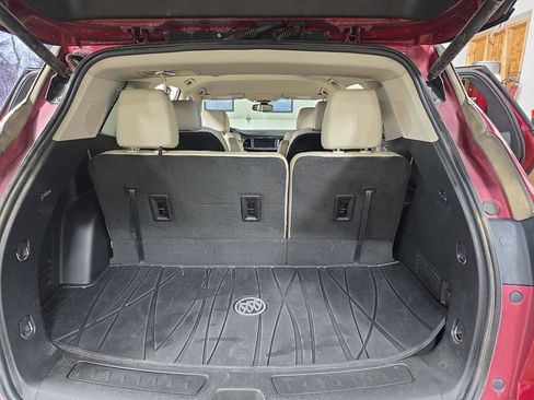 Used 2020 Buick Enclave Essence w/ Sound and Sites Package image 13