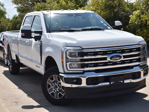 Used 2023 Ford F250 Lariat w/ Lariat Ultimate Package AWD/4WD image 4