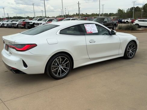 Used 2024 BMW 430i xDrive Coupe w/ Premium Package image 8