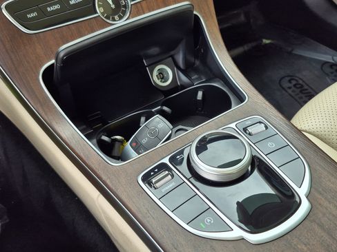 Used 2020 Mercedes-Benz C 300 4MATIC Sedan image 29