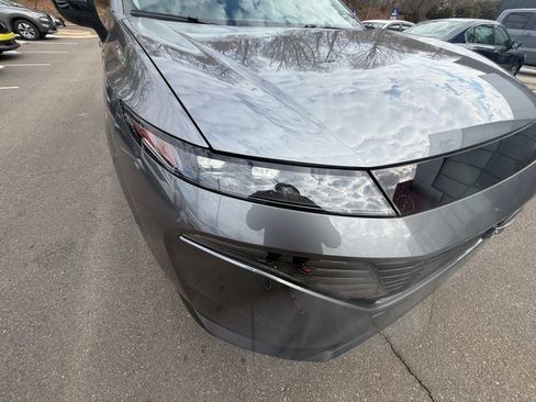 Used 2025 Nissan Murano SV image 28